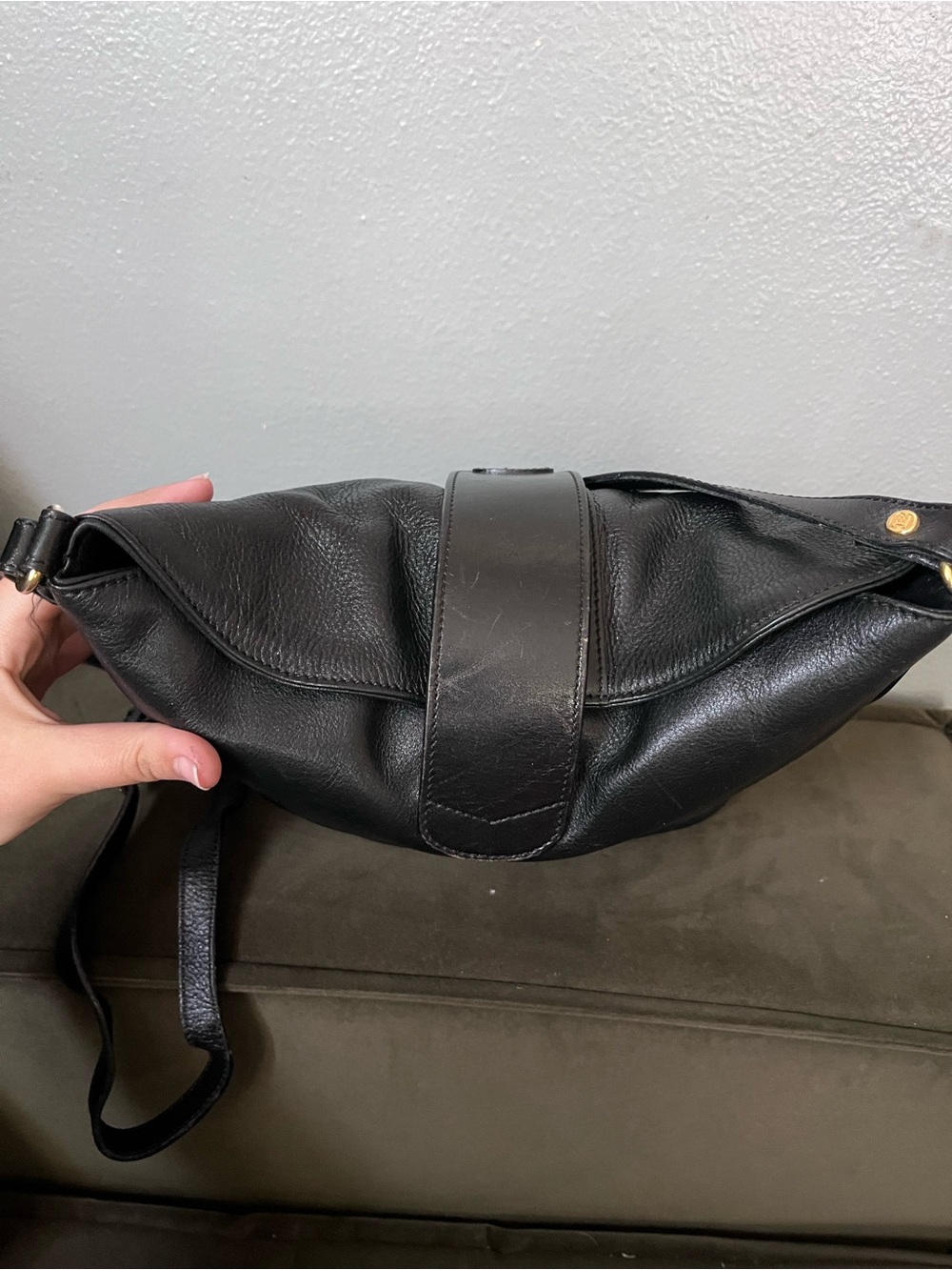 Bally Black Pebbled Leather Shoulder Bag with Gold Accents - Picture 8 of 10